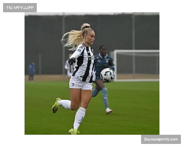 尤文图斯女足痛失胜利 三球优势被里昂追平