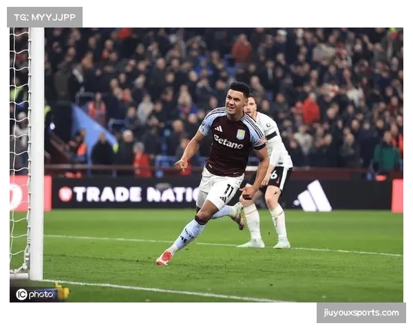 沃特金斯错失绝佳机会12次 维拉前锋效率提升空间